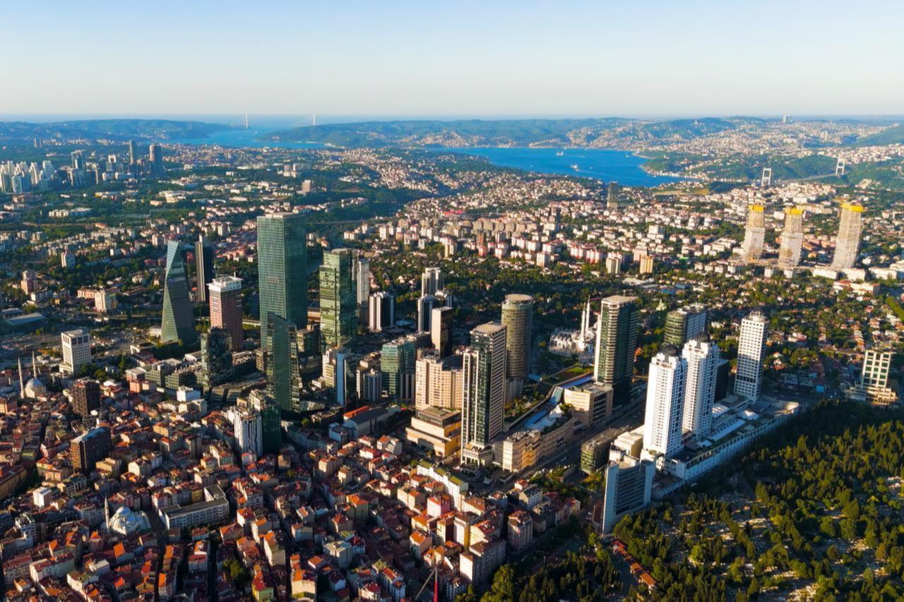 Türkiye logs $7.5B deficit in February, annual gap reaches $35.4B