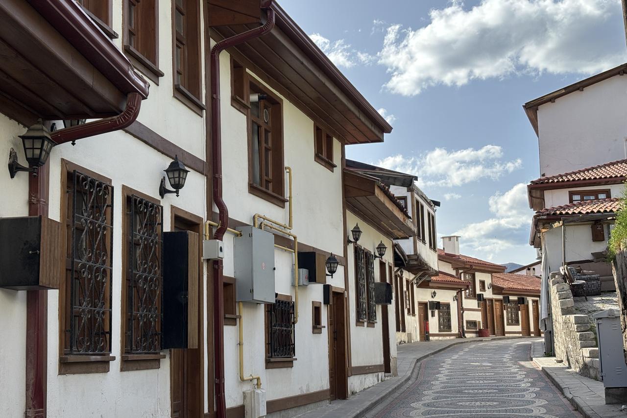 Hidden salt city near Ankara to welcome 6,000 visitors by train