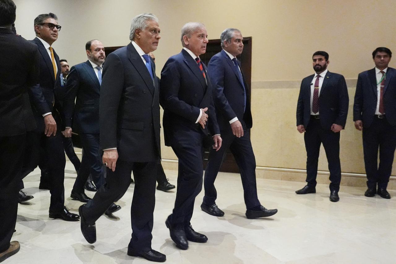Pakistan's Foreign Minister Ishaq Dar (front L), Prime Minister Shehbaz Sharif (front C) and Interior Minister Mohsin Naqvi arrive for a meeting with US Vice President JD Vance  prior to the US-Iran peace talks in Islamabad, April 11, 2026. (AFP Photo)