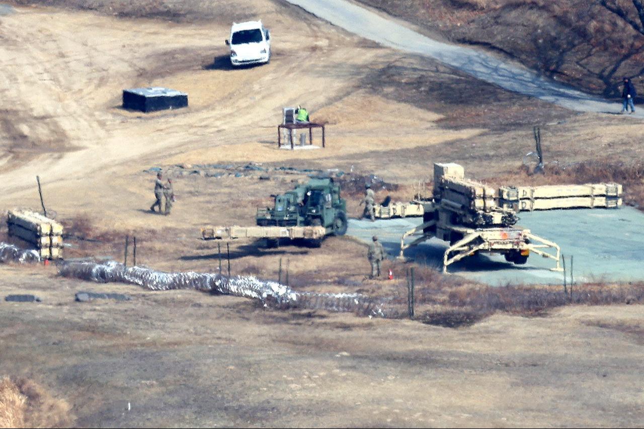 This picture taken on March 5, 2026, shows a launch vehicle of the Terminal High Altitude Area Defense (THAAD) system at a US military base in Seongju, South Korea. (AFP Photo)