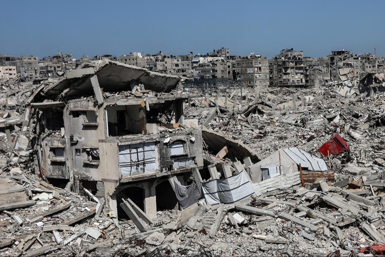 Tents housing displaced Palestinian families are erected between the rubble of homes destroyed by Israeli military, in Sheikh Radwan neighborhood of Gaza City, on February 20, 2026. (AFP Photo)