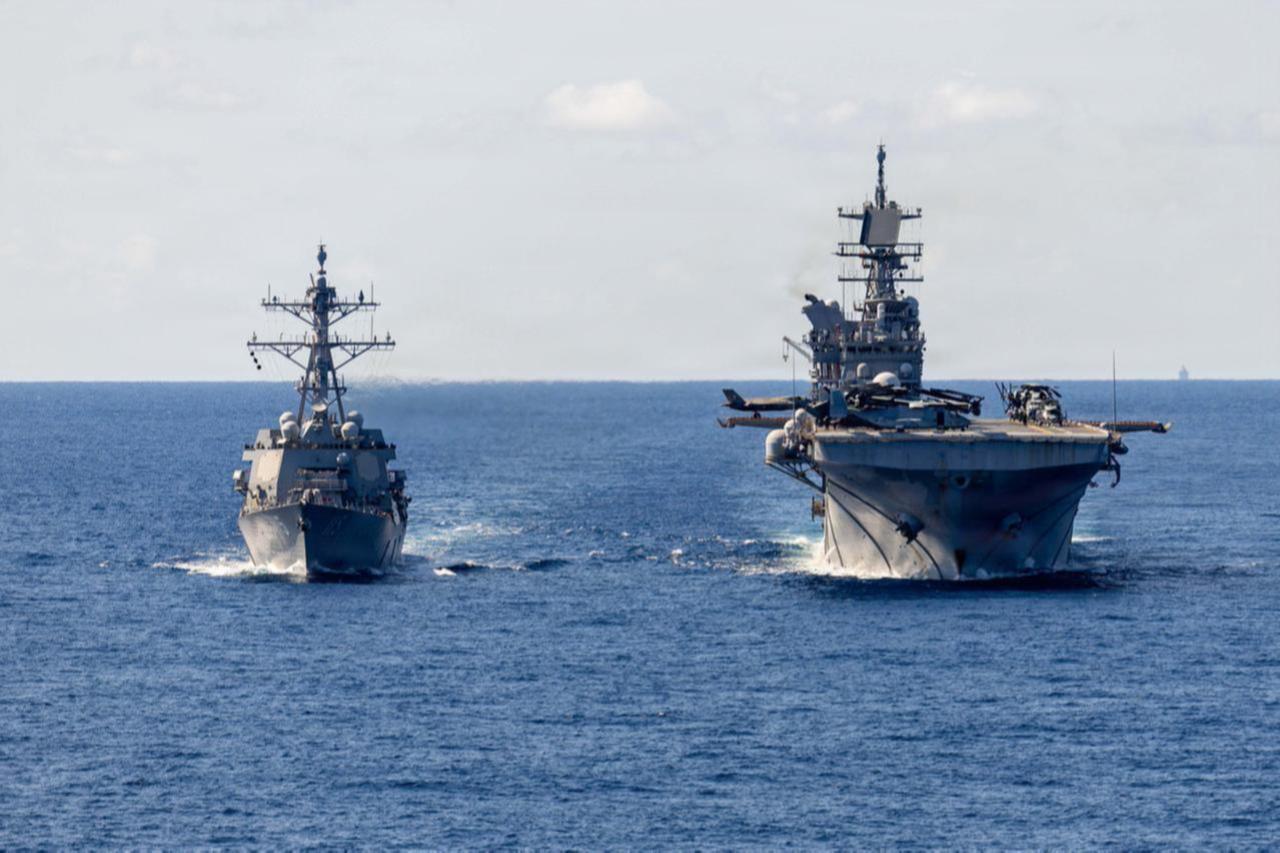 Iran adviser threatens to sink U.S. ships if Washington polices Hormuz strait