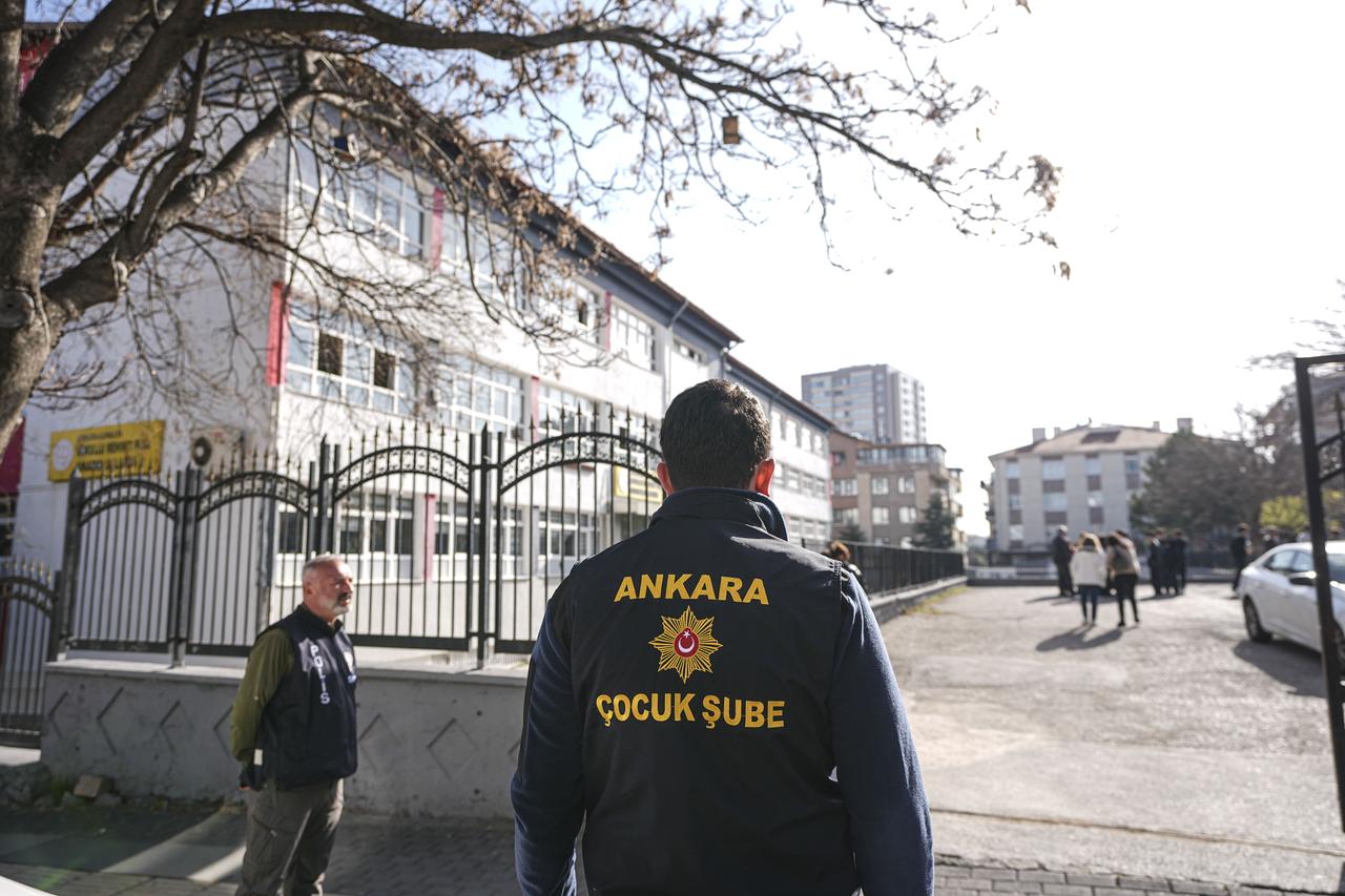 Following the attacks on schools in Sanliurfa and Kahramanmaras, police officers were deployed in front of all educational institutions across all 81 provinces. (AA Photo)