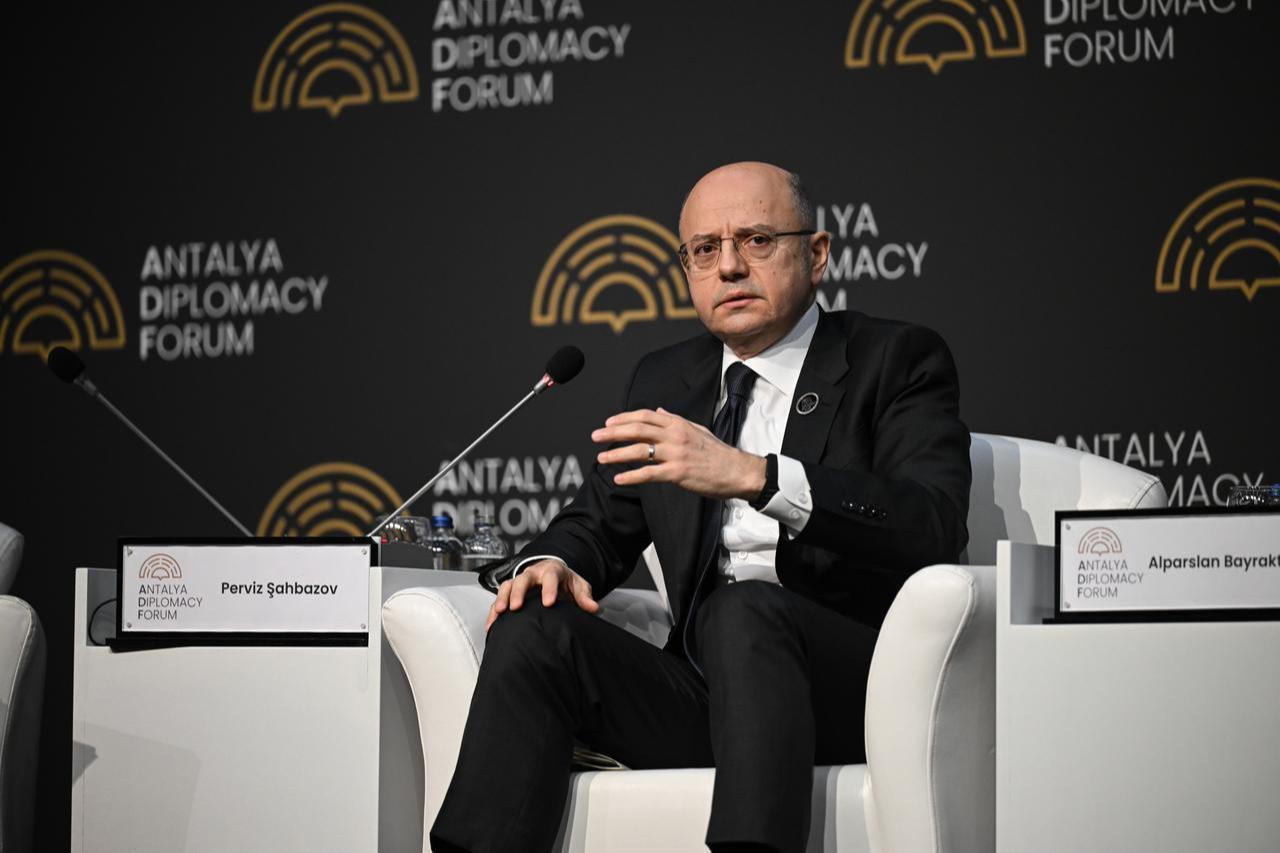 Perviz Sahbazov, Minister of Energy of the Republic of Azerbaijan, speaks at a panel at Antalya Diplomacy Forum in Antalya, Türkiye, April 17, 2026. (AA Photo)
