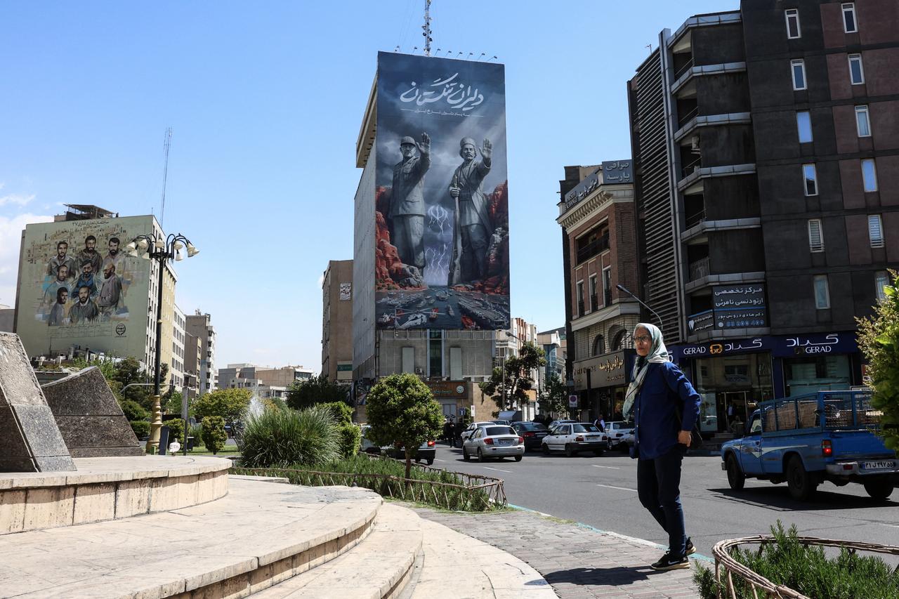 China weighed giving Iran advanced radar systems, US intel says