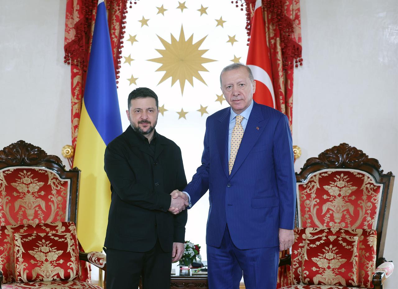 President Recep Tayyip Erdogan welcomes President of Ukraine Volodymyr Zelenskyy at Dolmabahce Presidential Office in Istanbul, April 4, 2026. (Photo via Turkish Presidency/Murat Kula)