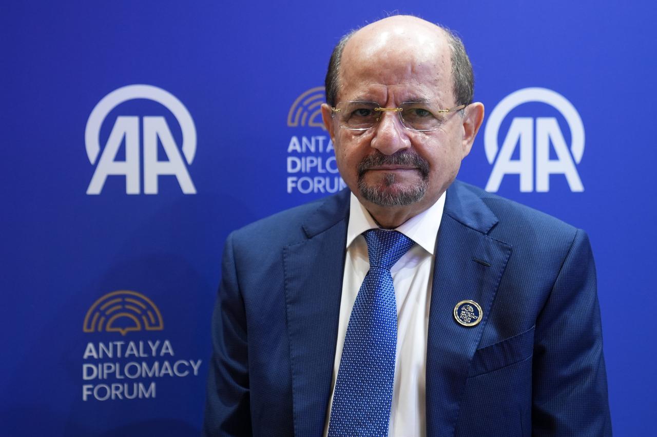 Prime Minister and Foreign Minister of Yemen, Shaya Mohsin al-Zindani, speaks to AA as he attends Antalya Diplomacy Forum in Antalya, April 17, 2026. (AA Photo)