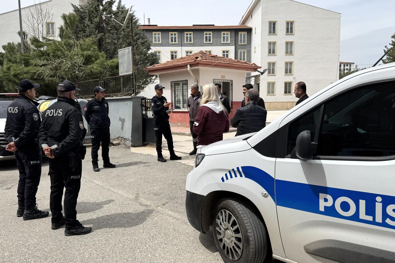 5 minors face jail over alleged school threats in northwest Türkiye