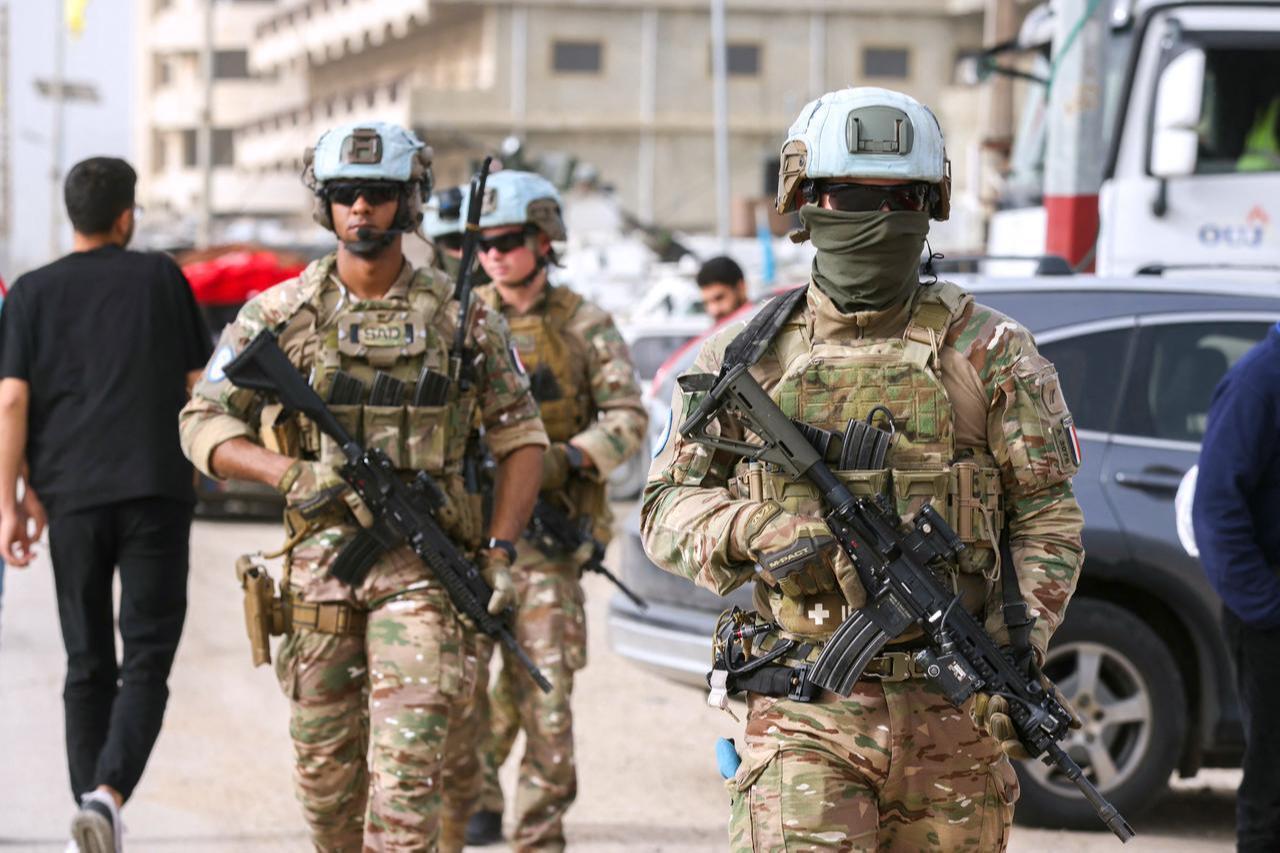 A French contingent of the United Nations Interim Force in Lebanon (UNIFIL) patrols the southern Lebanese area of Al-Qasmiyeh on April 18, 2026. (AFP Photo)