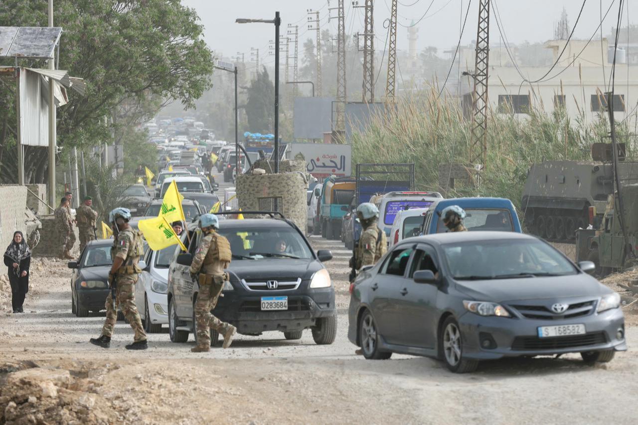 A French contingent of the United Nations Interim Force in Lebanon (UNIFIL) patrols the southern Lebanese area of Al-Qasmiyeh, April 18, 2026. (AFP Photo)
