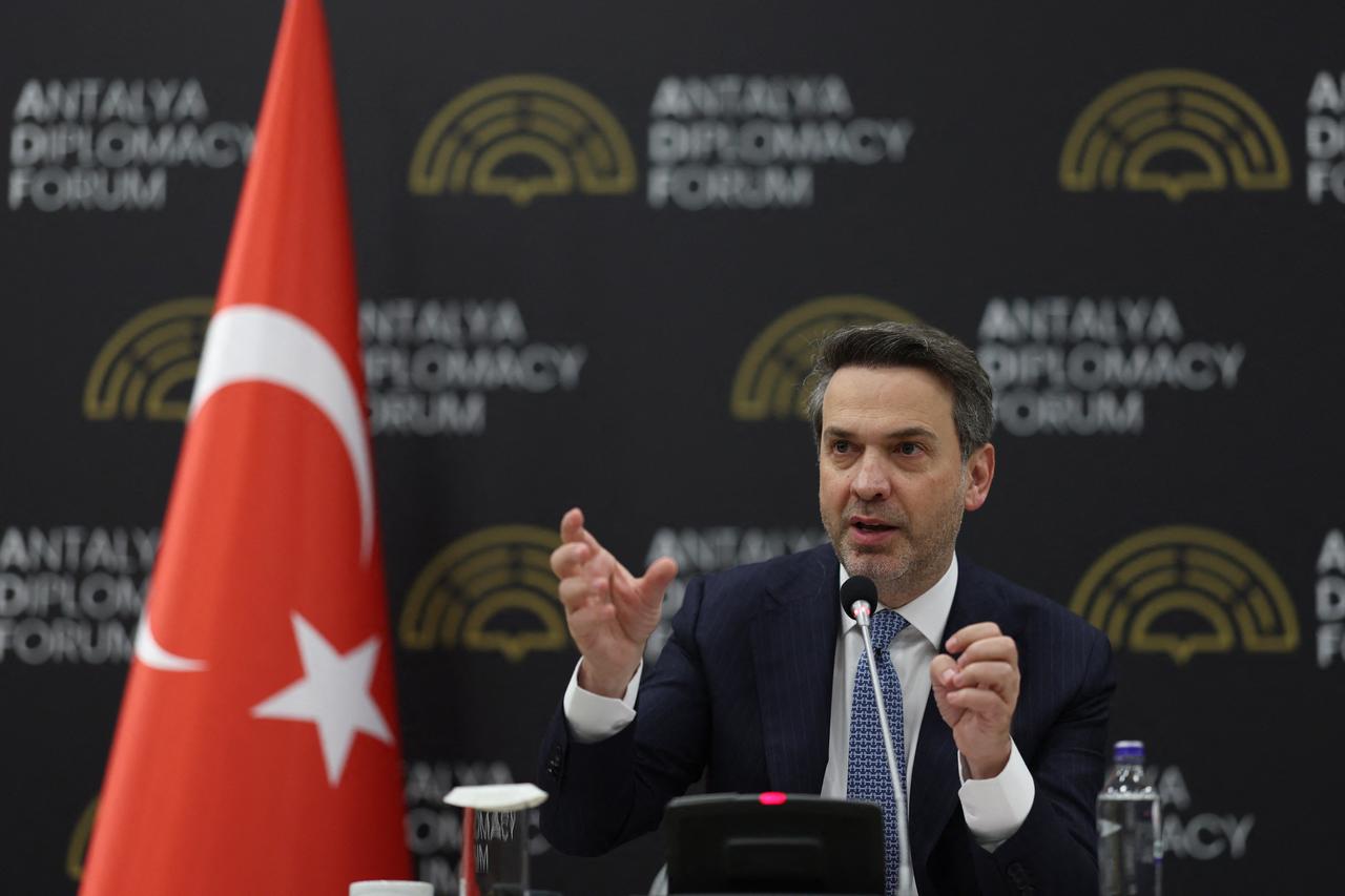 Türkiye's Iran gas contract expires in July, with 'no talks yet' on extension