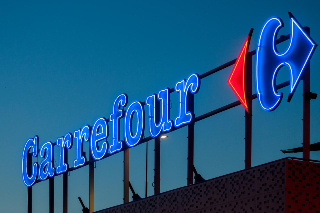 French retailer Carrefour exits Türkiye venture in $325M deal