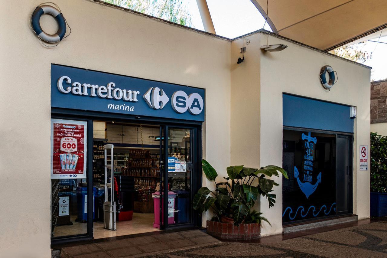 Exterior view of a CarrefourSA store in Bodrum, Türkiye. (Adobe Stock Photo)
