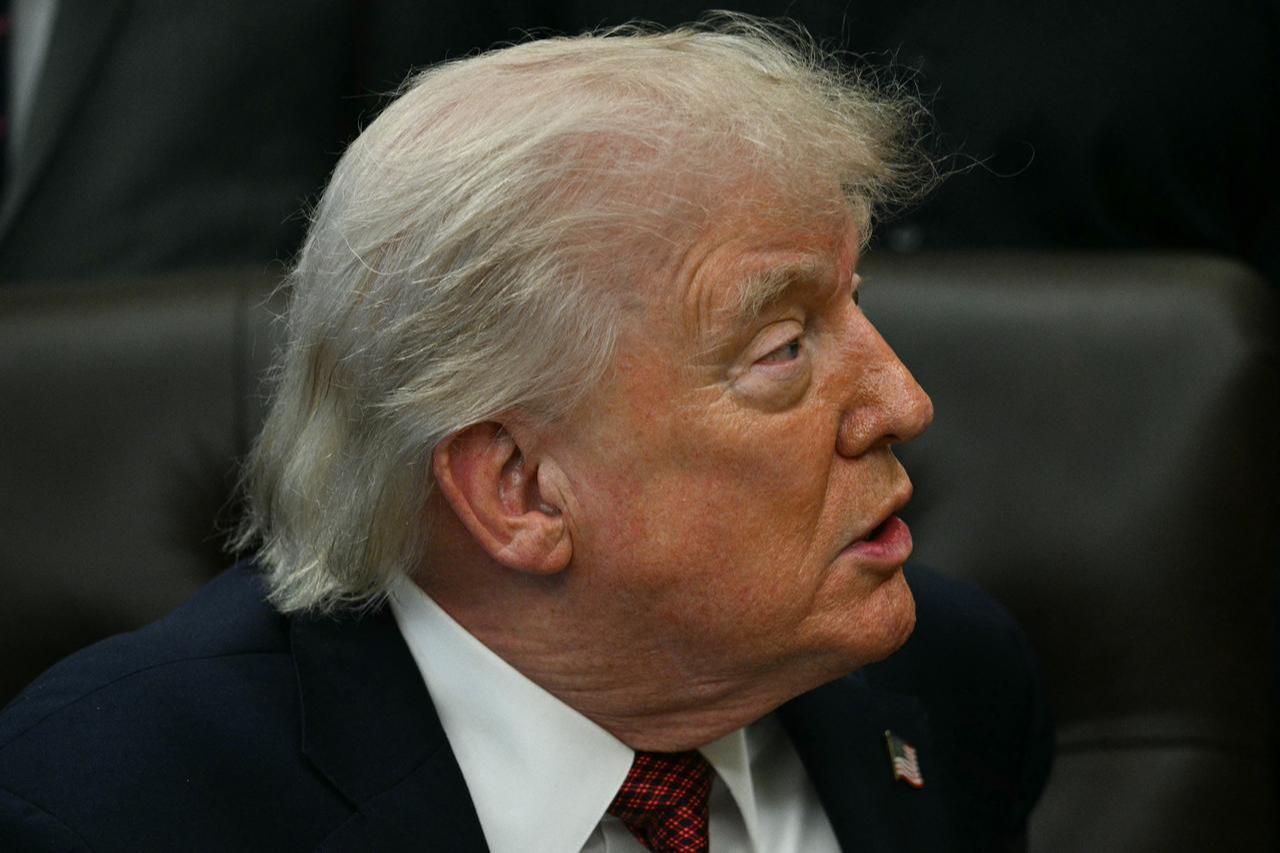 US President Donald Trump speaks after signing an executive order in the Oval Office of the White House in Washington, DC, April 18, 2026. (AFP Photo)