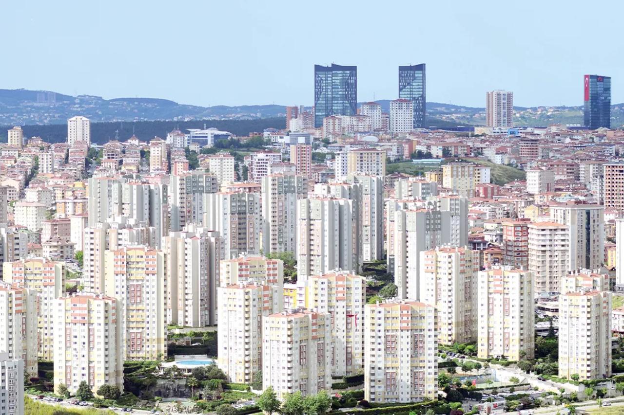 Iranian buyers flood Türkiye as Dubai market cools 