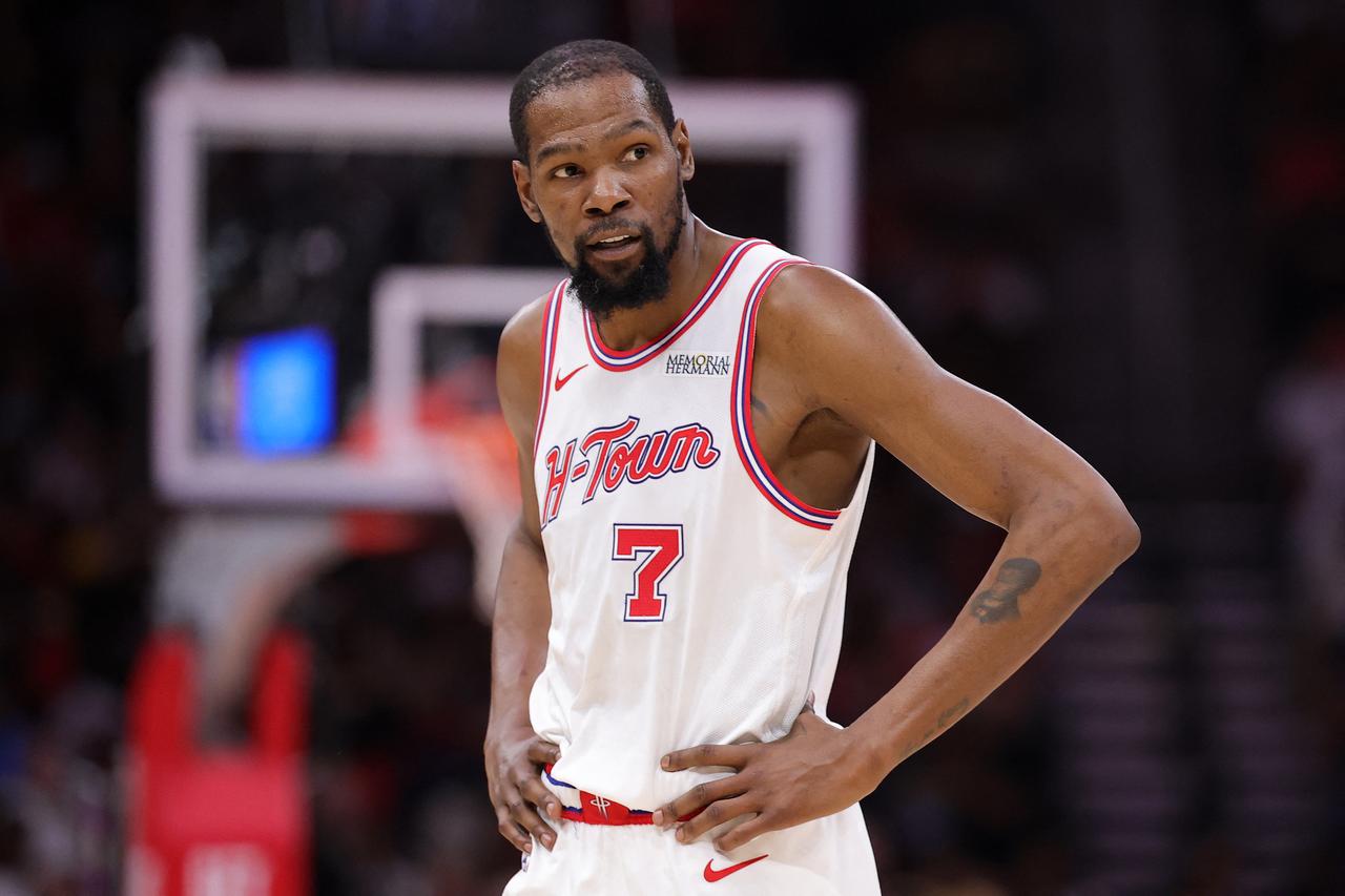 Kevin Durant #7 of the Houston Rockets looks on against the Minnesota Timberwolves during the second half at Toyota Center in Houston, Texas, April 10, 2026. (AFP Photo)