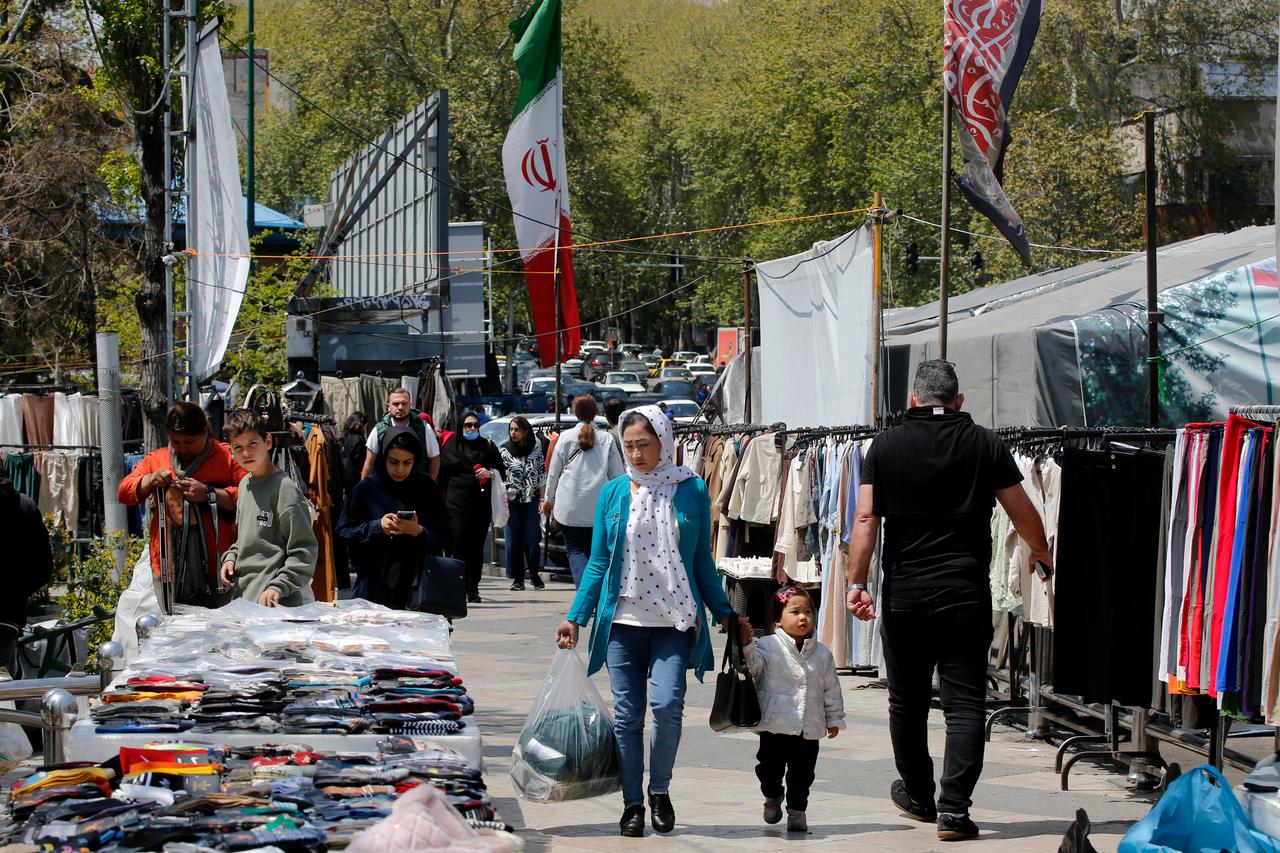 US-Iran talks likely before April 24 in Islamabad: Report