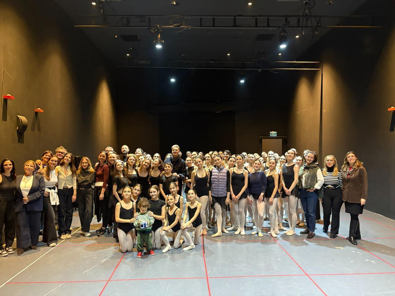 Students and instructors from Tan Sagturk Young Ballet Academy gather during rehearsals for the "SWANS-Swan Lake" performance in Istanbul, Türkiye, April 2, 2026. (AA Photo)