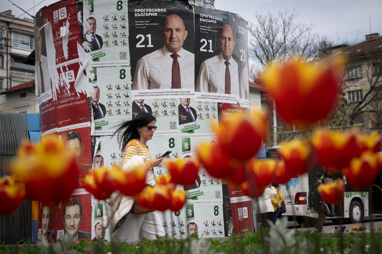 Bulgaria ex-President Radev wins outright majority in Bulgaria election