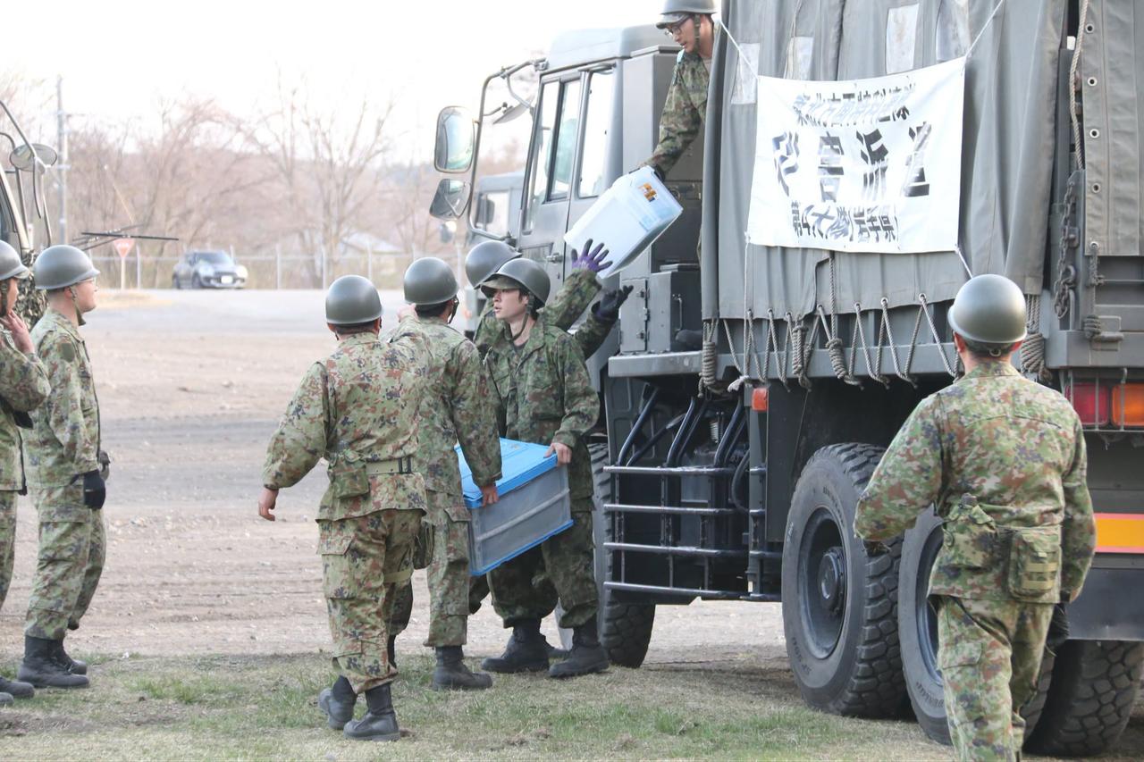 Soldiers stationed at the Iwate Garrison, part of the Japanese Army, are making preparations following a tsunami alert in Iwate, Japan, April 20, 2026. (AA Photo)