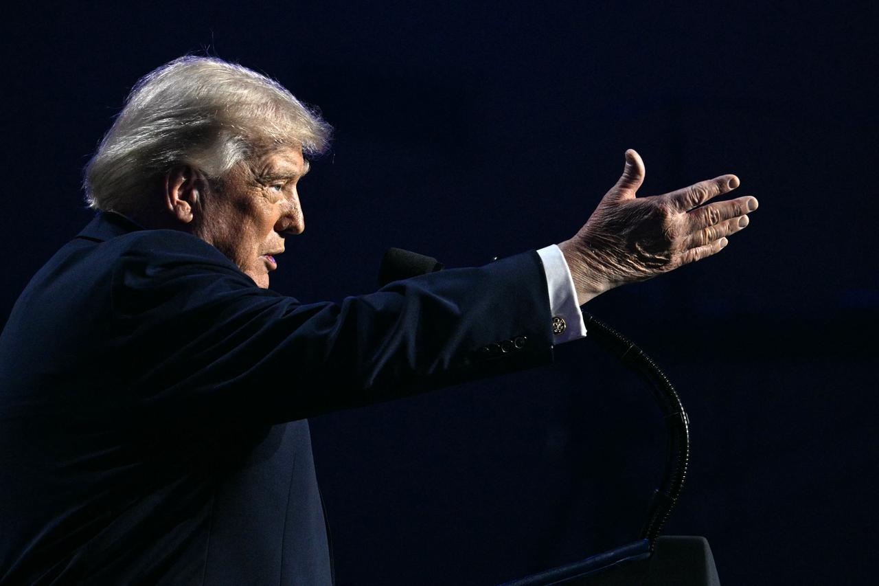 Trump says Iran deal to be signed 'today' in Pakistan