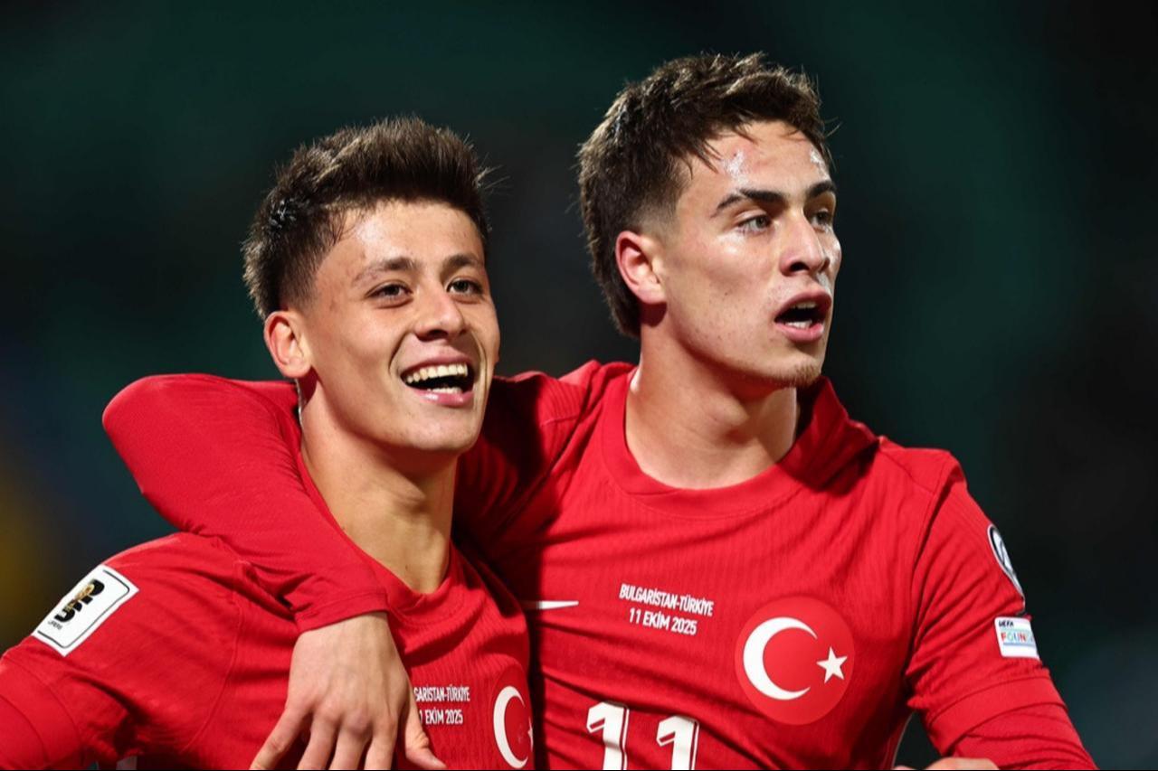 Turkish national team players Arda Guler (L) and Kenan Yildiz (R) celebrate after scoring during a UEFA Euro 2025 qualifier against Bulgaria in Sofia, Türkiye, October 11, 2025. (AA Photo)