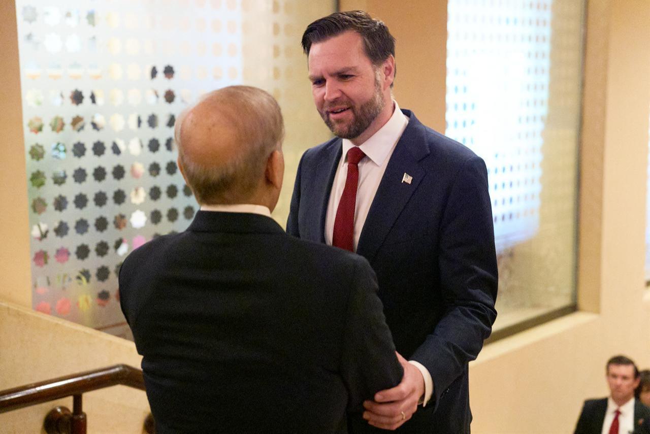 US Vice President JD Vance (R) is welcomed by Pakistani Prime Minister Shehbaz Sharif ahead of their meeting on Iran, in Islamabad, April 11, 2026. (AFP Photo)
