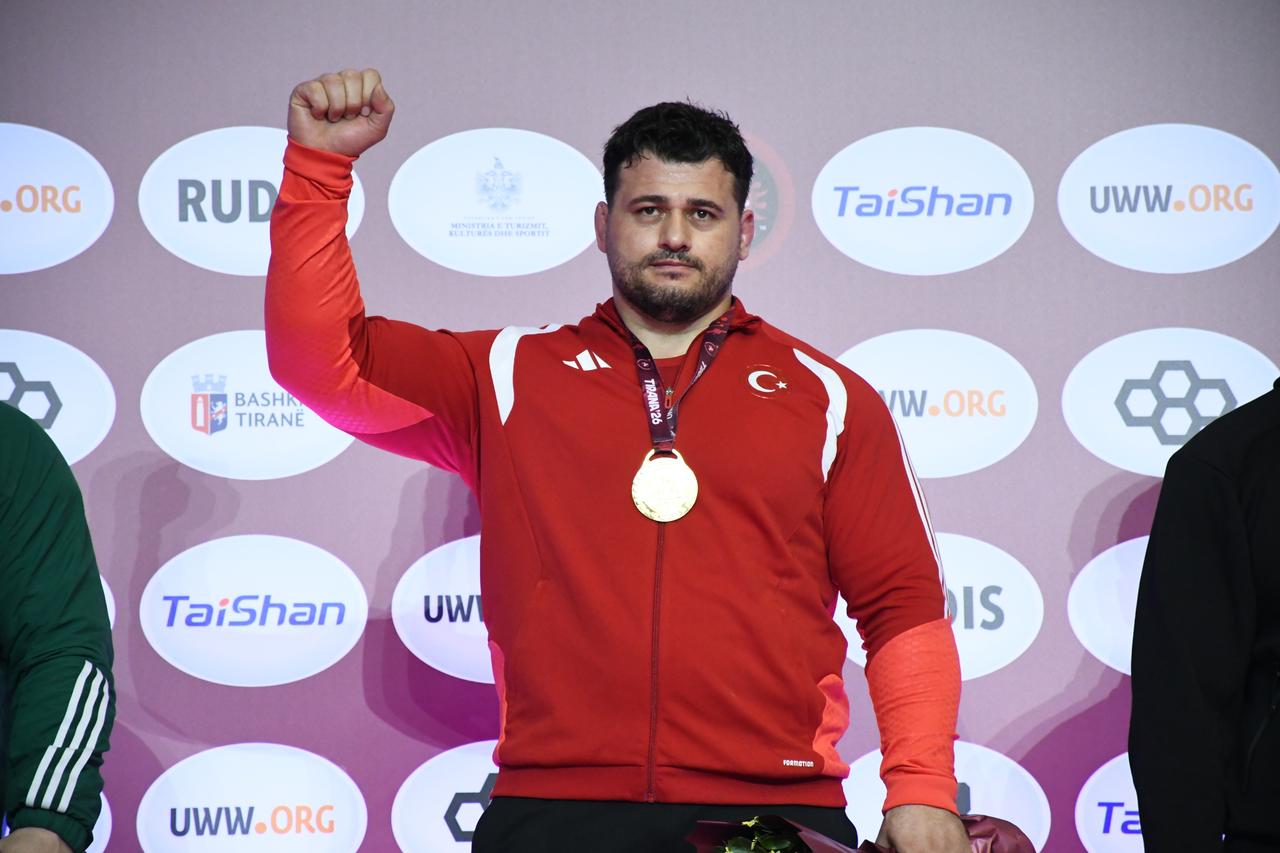 Riza Kayaalp wins 13th European gold to become wrestling's all-time record holder