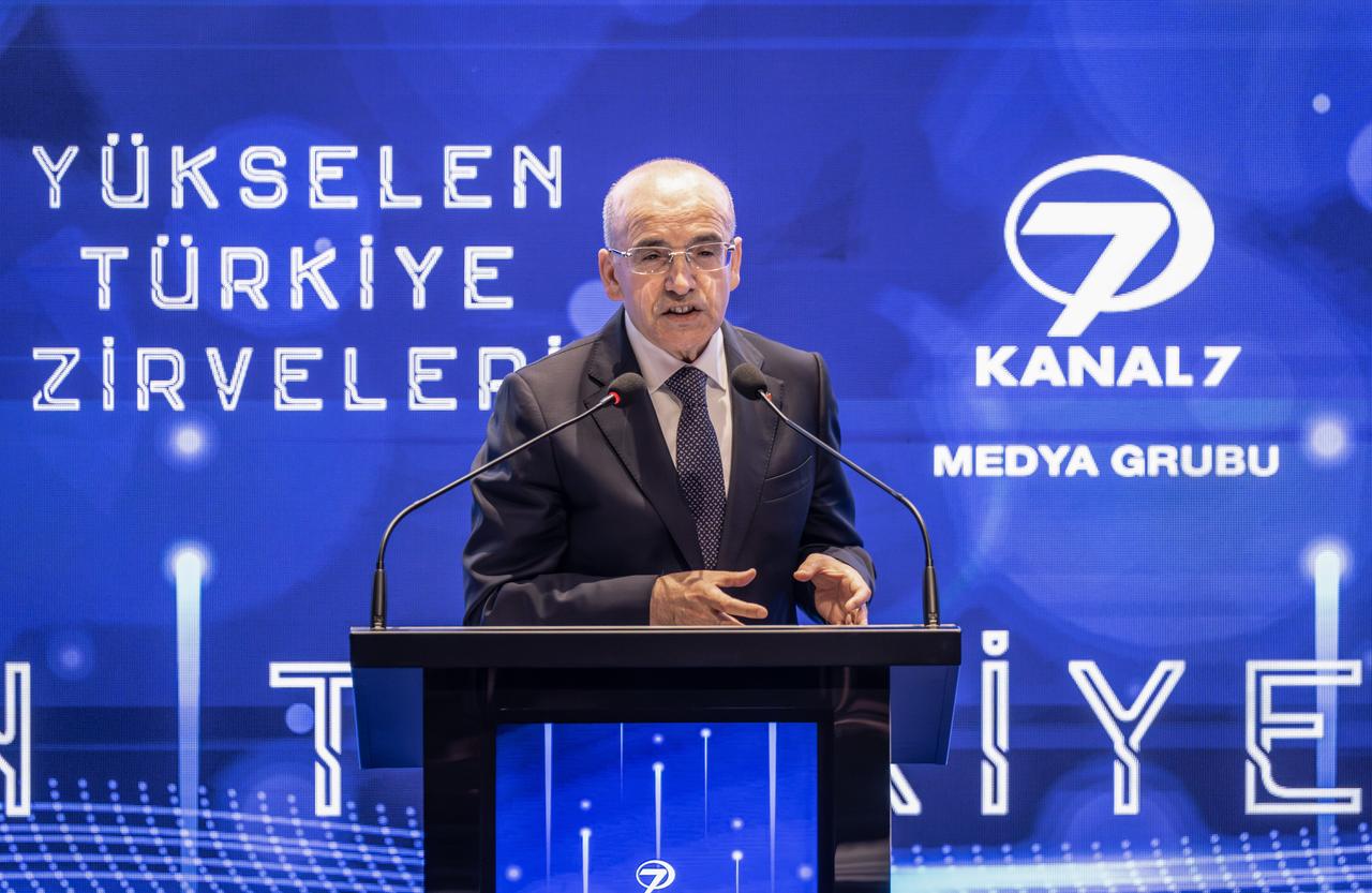 Treasury and Finance Minister Mehmet Simsek speaks at the “Rising Türkiye Summits” in Istanbul, Türkiye, April 22, 2026. (AA Photo)