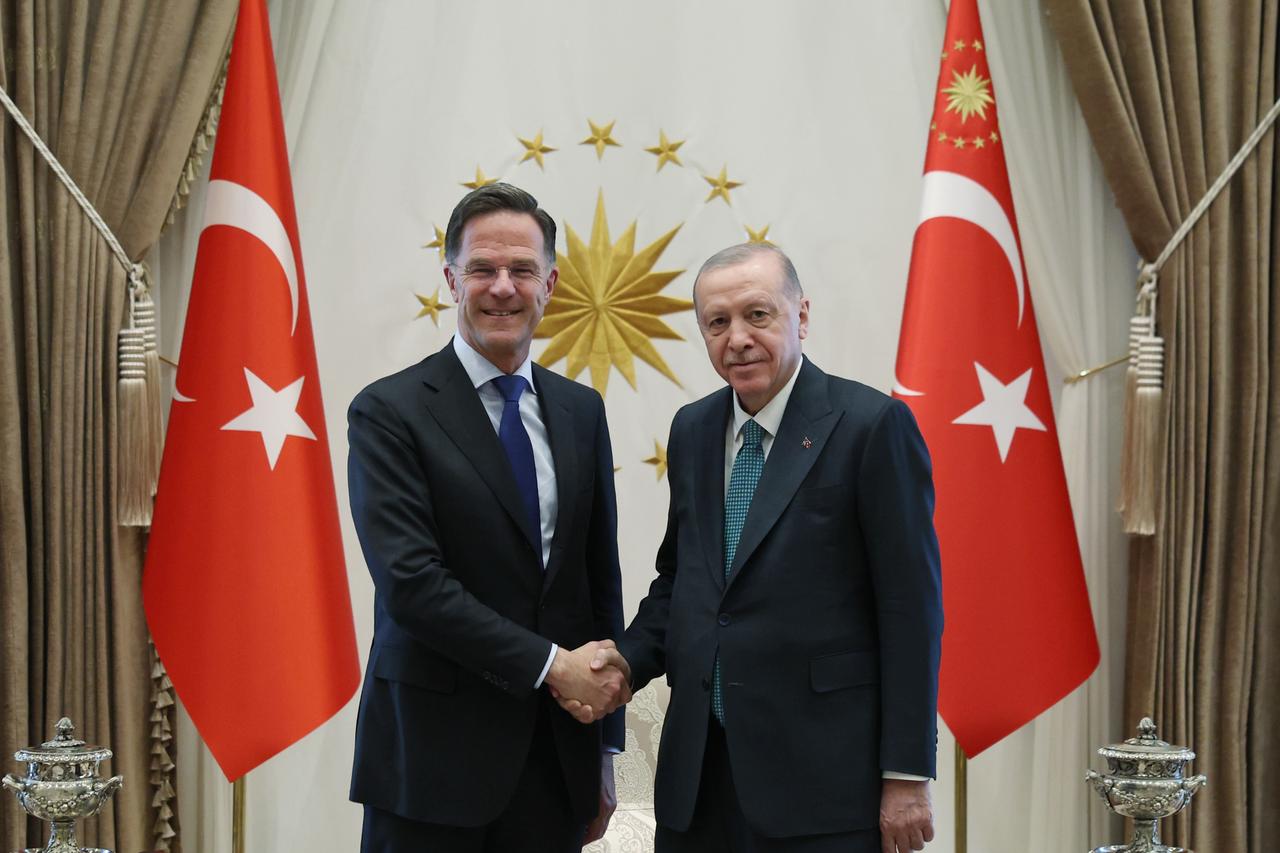 Erdogan and Rutte meet in Ankara to chart course for NATO summit