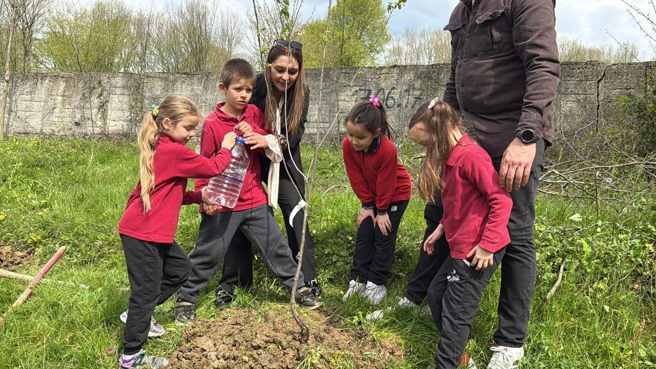 Reporters deliver holiday gifts and plant trees at village school, Zonguldak, Türkiye, April 22, 2026. (AA Photo)