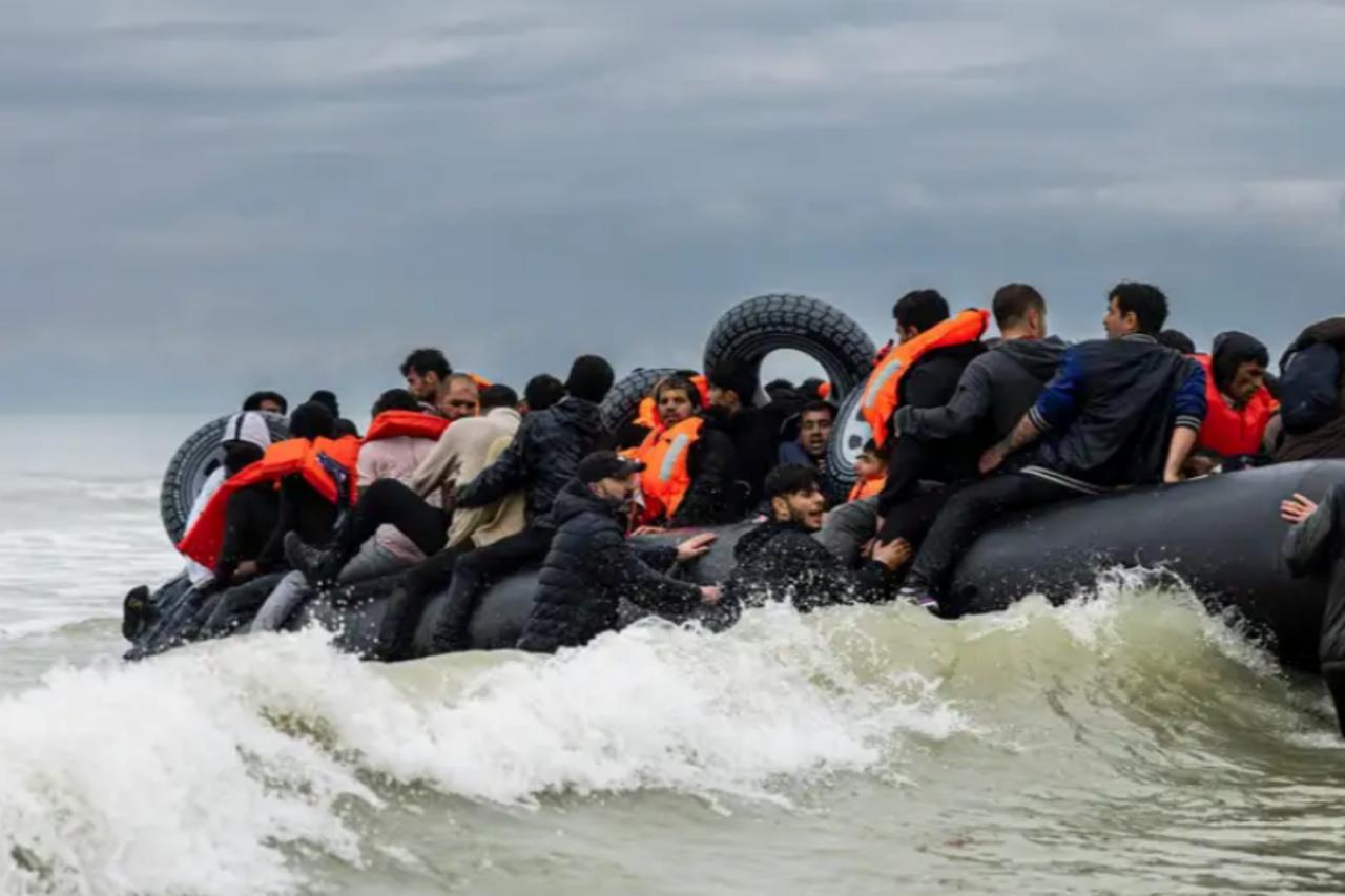 Britain and France renew Channel migration pact with 766 million euro deal