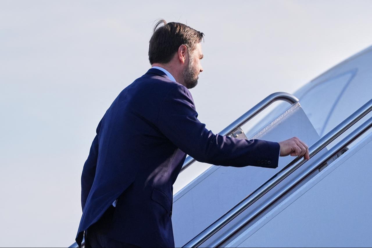 US Vice President JD Vance boards Air Force Two at Joint Base Andrews, Maryland, on April 10, 2026, as he departs for Pakistan for talks on Iran. (AFP Photo)