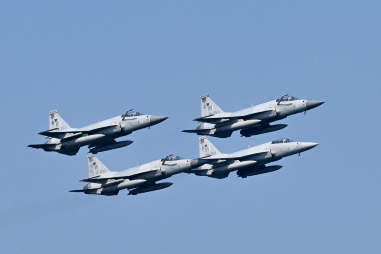 Pakistan's Air Force fighter JF-17 fighter jets fly past during the multinational naval exercise AMAN-25 in the Arabian Sea near Pakistan's port city of Karachi, Feb. 10, 2025. (AFP Photo)