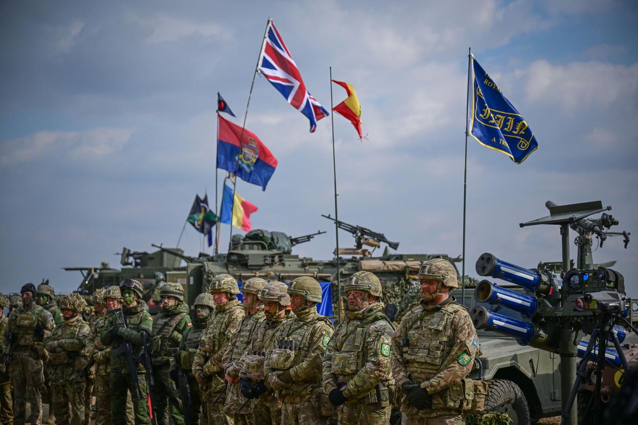 NATO military forces during a static display after "Exercise Steadfast Dart 2025" at the Smardan Training Area, in Smardan, south-eastern Romania, on February 19, 2025. (AFP Photo)