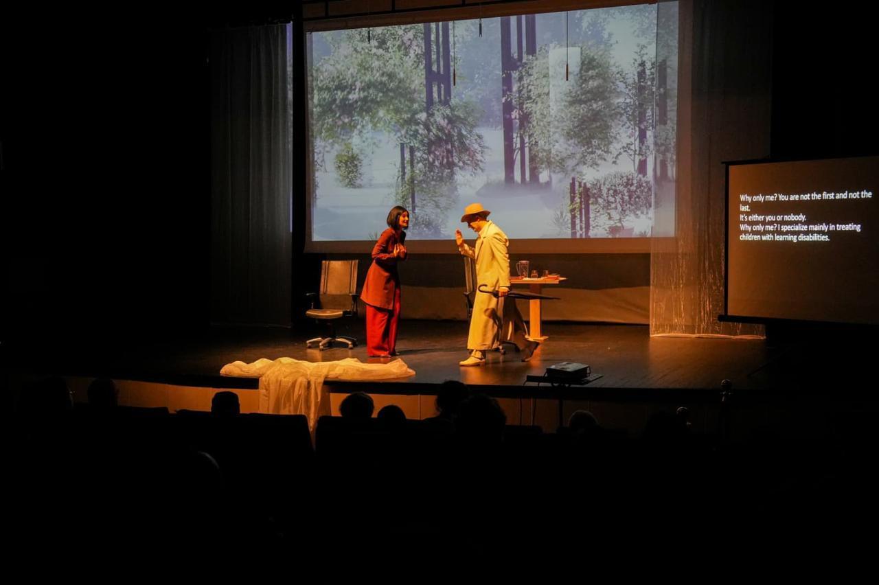 Actors perform during the 5th International Theater Festival in Trabzon, Türkiye, April 2026. (AA Photo)