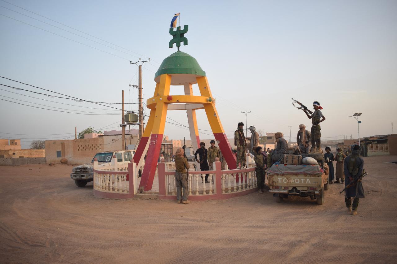 Tuareg rebels of the Azawad Liberation Front (FLA) coalition gather at the Kidal roundabout in Kidal, on April 26, 2026. (AFP Photo)