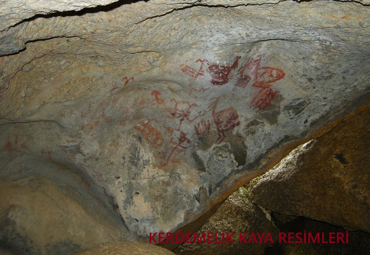 Kerdemelik rock paintings showing signs of wear and partial damage, Aydin, Türkiye, April 24, 2026. (Photo via Facebook / @Ekodosd)