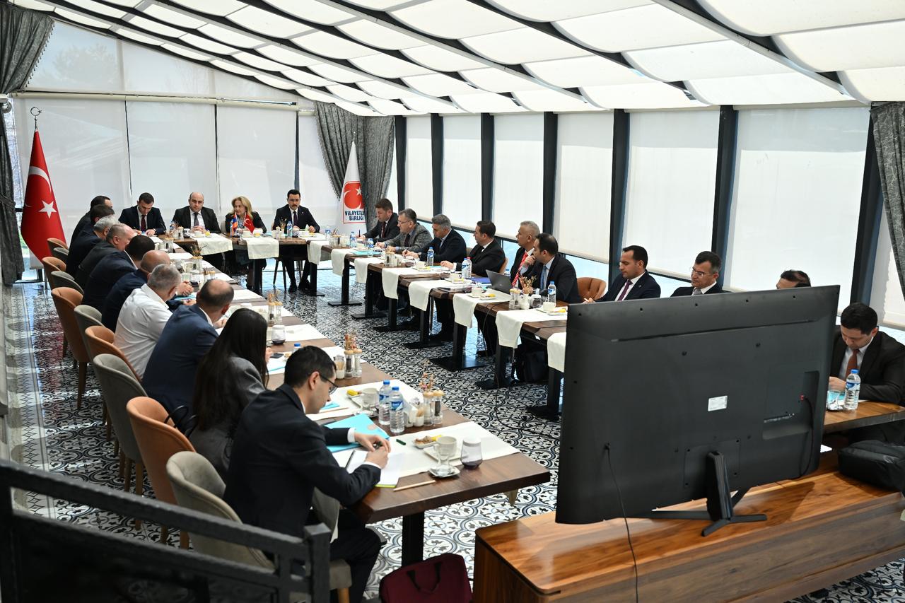 Joint working group formed to reopen Türkiye-Armenia border railway closed since 1993