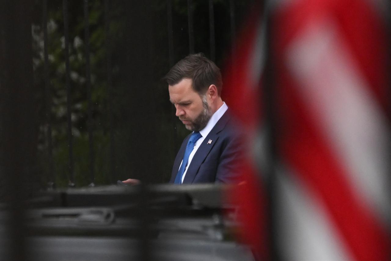 Pentagon may not be telling Trump 'full picture' of Iran war: Report