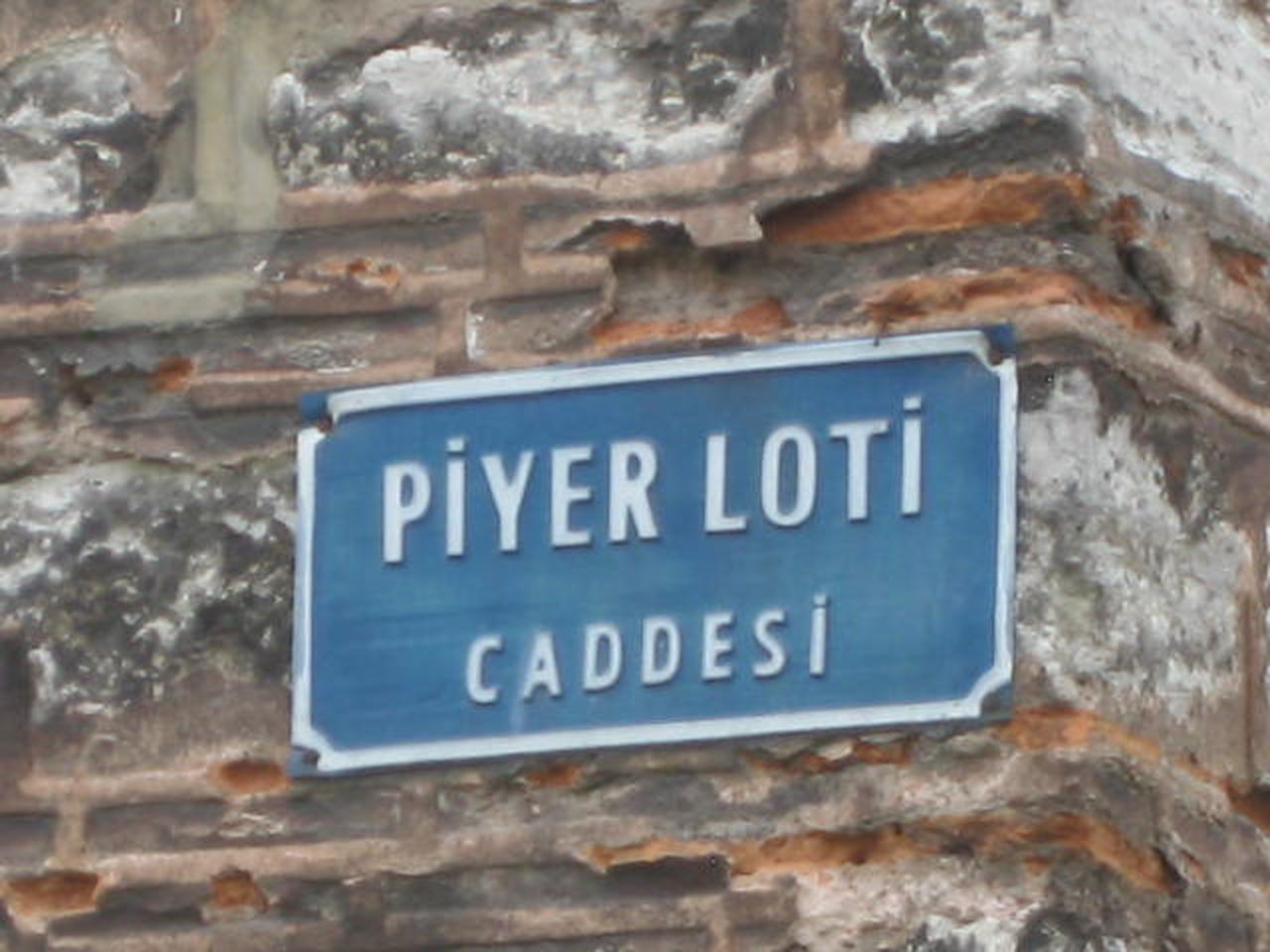 Piyer Loti Caddesi street sign near Cemberlitas in Istanbul, Türkiye, March 2008. (Photo via Wikimedia)