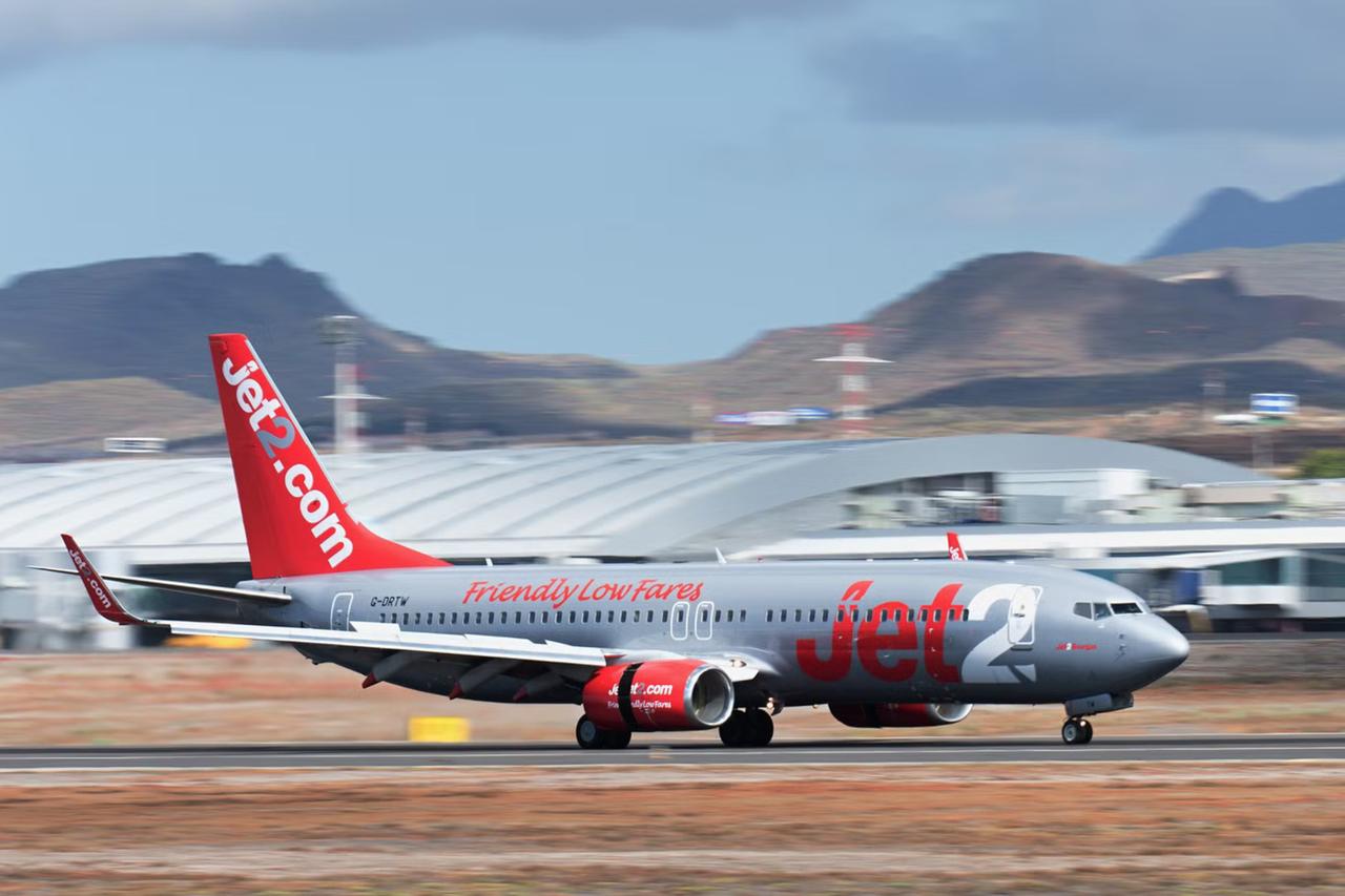 Pilot requests police, ambulance as Antalya flight makes unscheduled landing