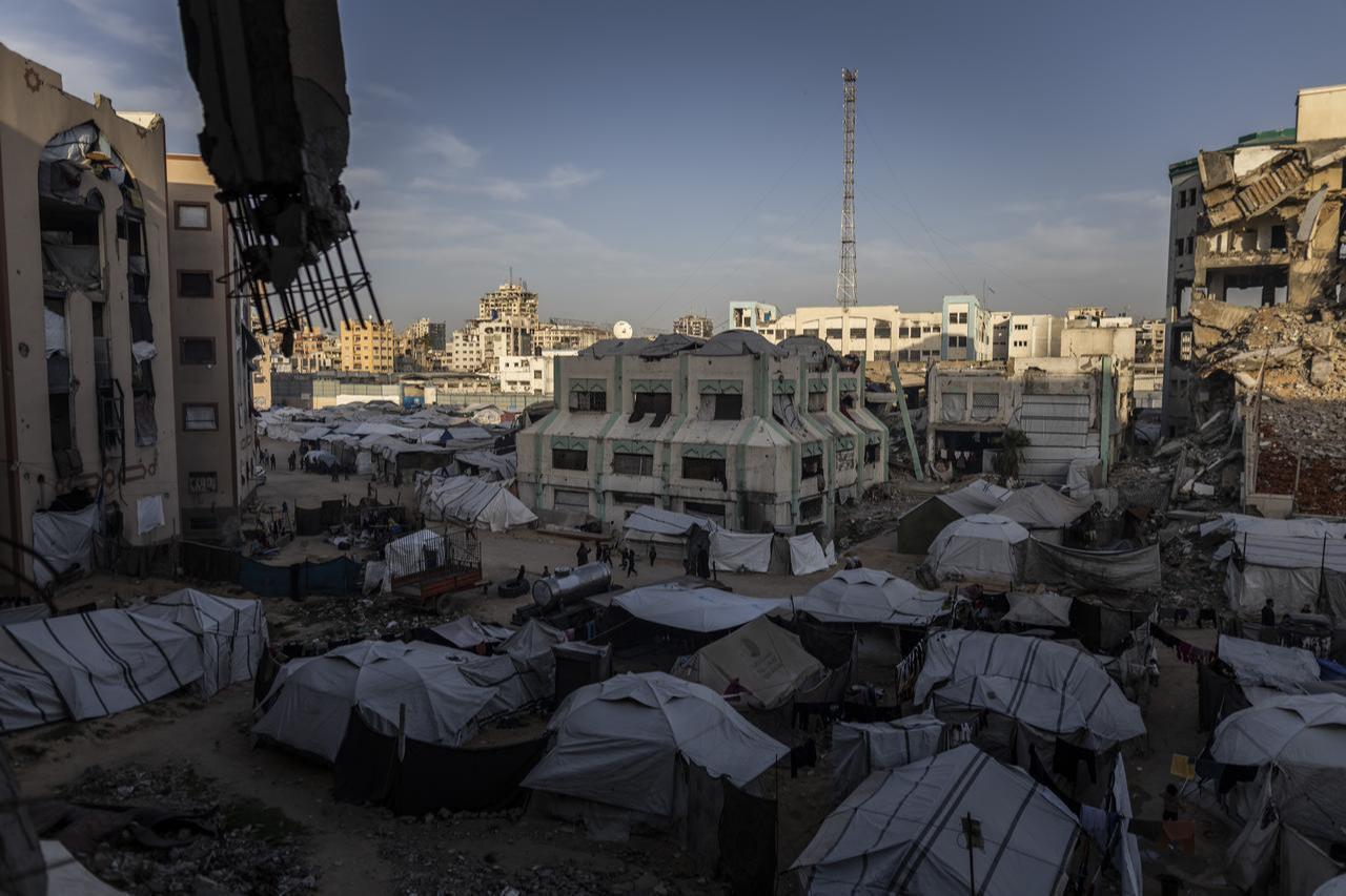 Palestinians struggle to survive due to Israel's blockade on the Gaza Strip and its limited permission for aid entry in Gaza City, Gaza, Palestine, April 14, 2026. (AA Photo)