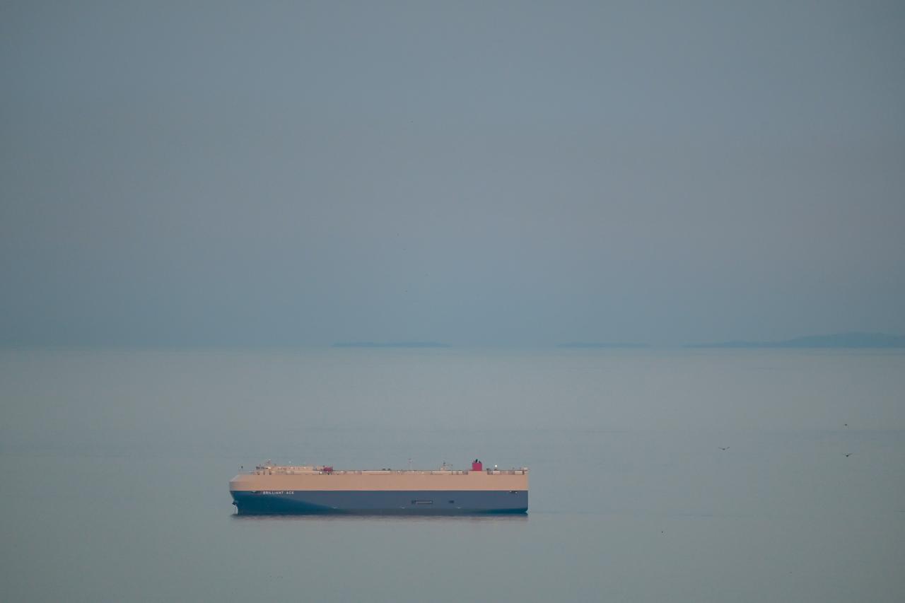 The Panama-flagged vehicles carrier Brilliant Ace waits to transit the Panama Canal in Panama City, April 26, 2026. (AFP Photo)