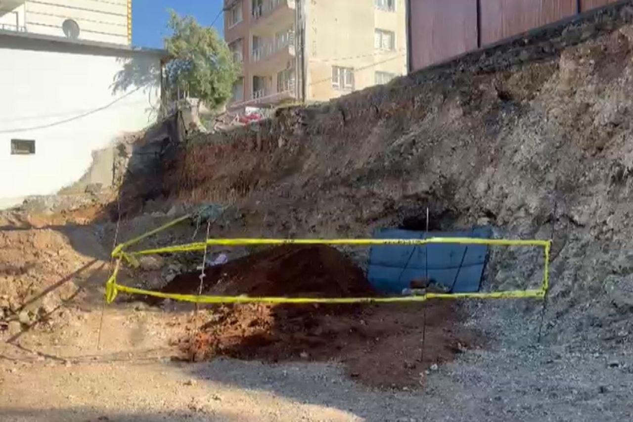 Roman tomb discovered during routine excavation in southern Türkiye