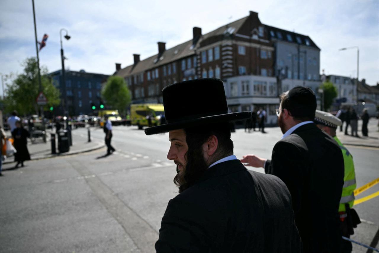 Two Jews stabbed in London in latest attack targeting Jewish community
