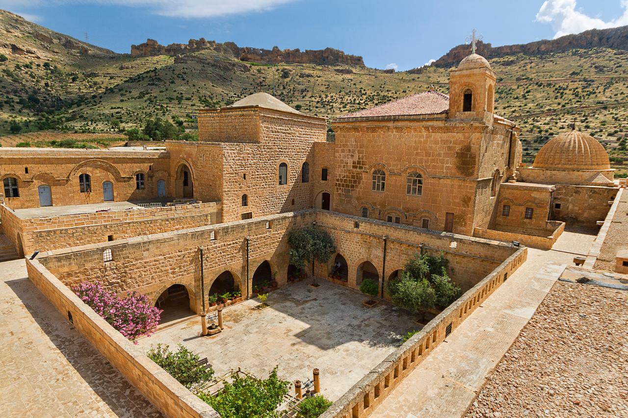 Historical Mor Hananyo Monastery (also known as Deyrulzafaran) complex in Mardin, Türkiye. (Adobe Stock Photo)