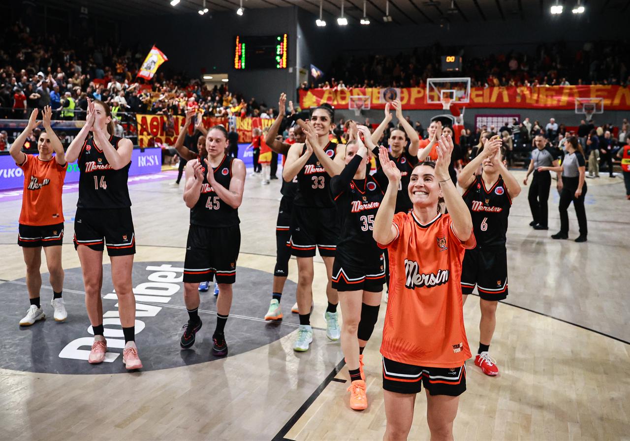 Players of CIMSA CBK Mersin celebrate after winning the first leg of the FIBA EuroCup Women final  against Athinaikos Qualco at Makis Lioukas Sports Center in the Glyfada district of Athens, Greece, April 2, 2026. (AA Photo)