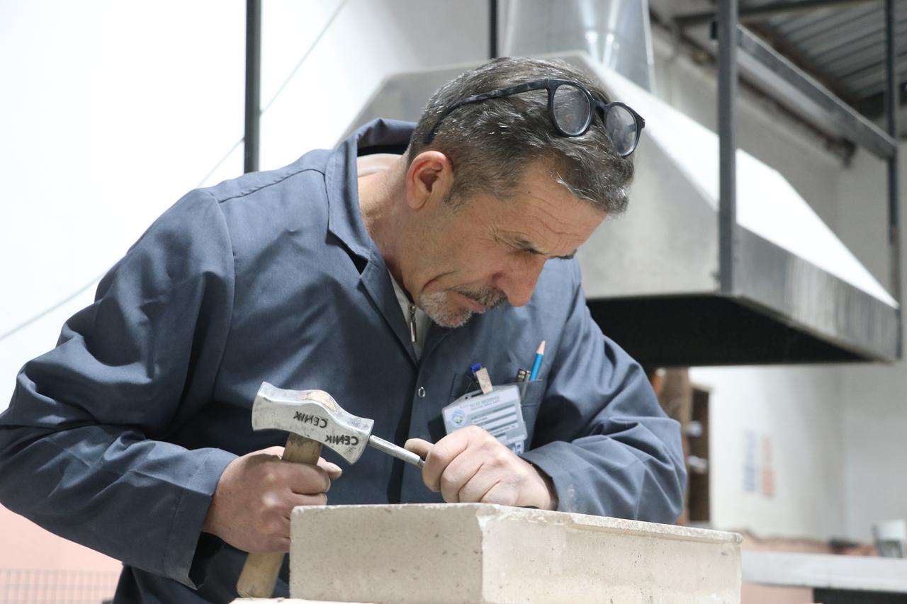 Ali Inal works meticulously on stone, keeping traditional masonry alive. Kayseri, Türkiye, April 3, 2026. (AA Photo)