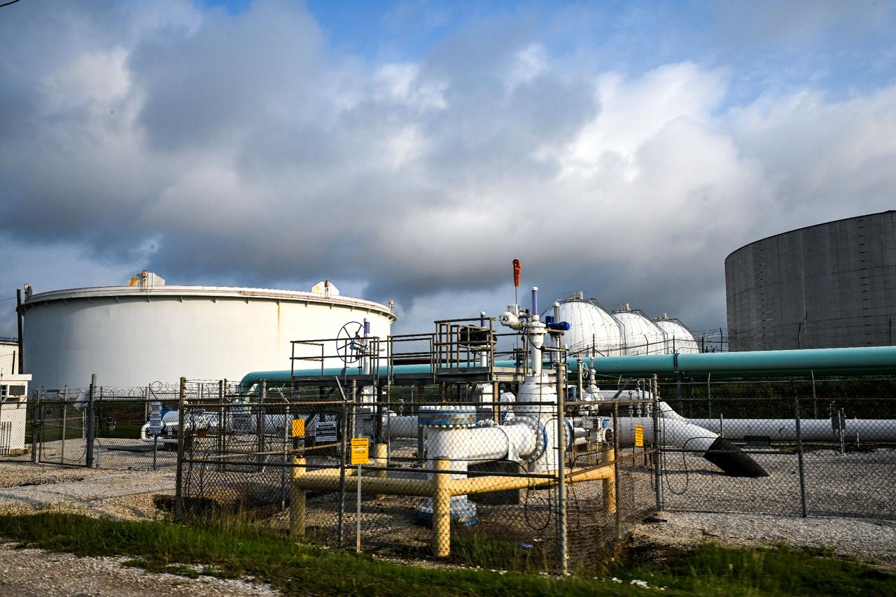 Brent crude surges past $126 as US weighs renewed Iran strikes